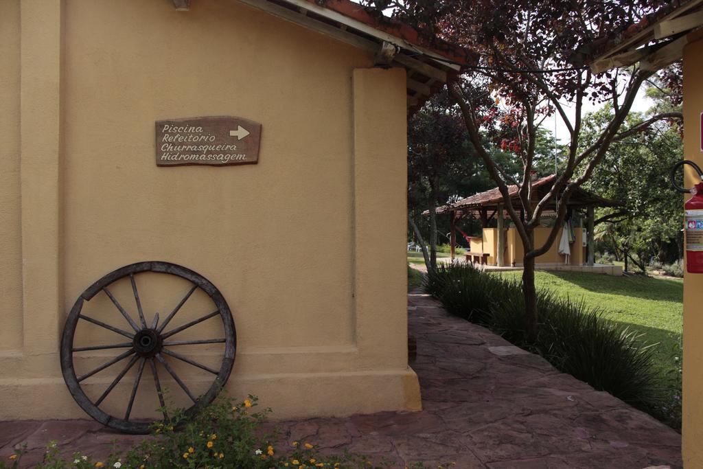Hospedagem Fazenda Nova America Brotas Bagian luar foto