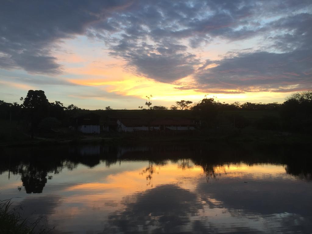 Hospedagem Fazenda Nova America Brotas Bagian luar foto